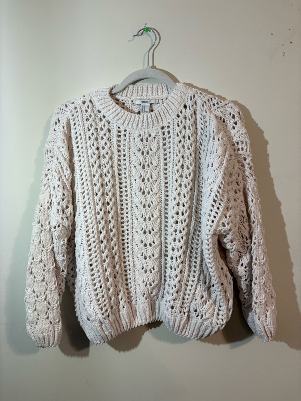 Forever 21 Women’s Small white cream cable‎ knit crew neck sweater